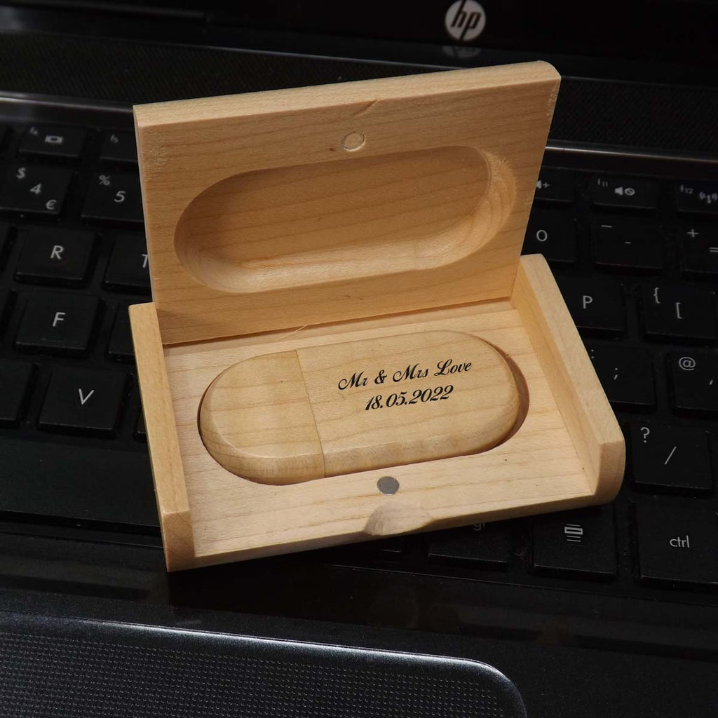 Wooden 32 GB USB and Box personalised with message. Great Back To School Gift.