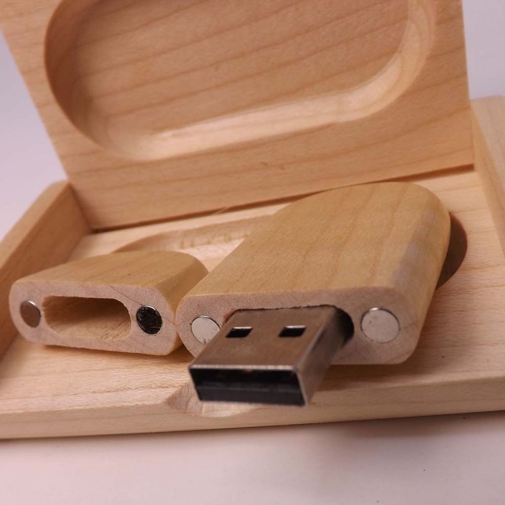 Wooden 32 GB USB and Box personalised with message. Great Christening Gift.